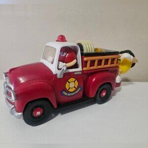 M   M Fire Truck Candy Dispenser 11   Toy 2006 Limited Edition